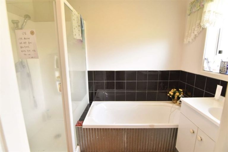 Photo of property in 1/291 Greers Road, Bishopdale, Christchurch, 8053