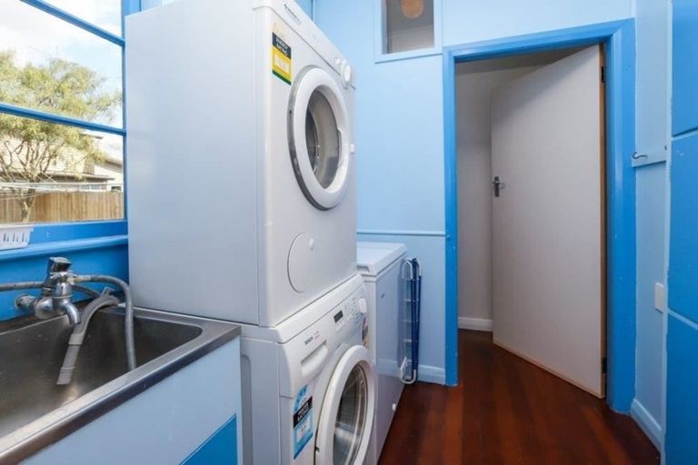 Photo of property in 8 Naylor Street, Hamilton East, Hamilton, 3216