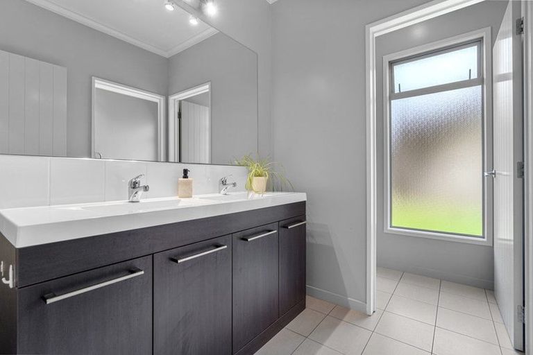 Photo of property in 51 Palliser Drive, Huntington, Hamilton, 3210