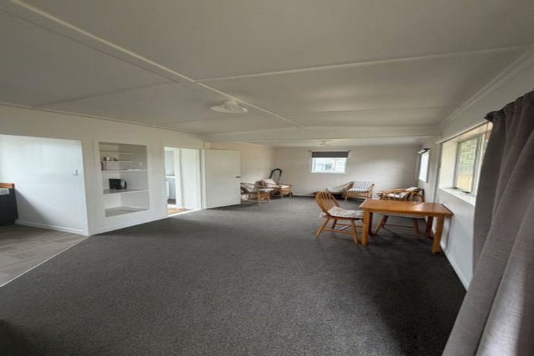 Photo of property in 17 Coleman Avenue, Waverley, 4591