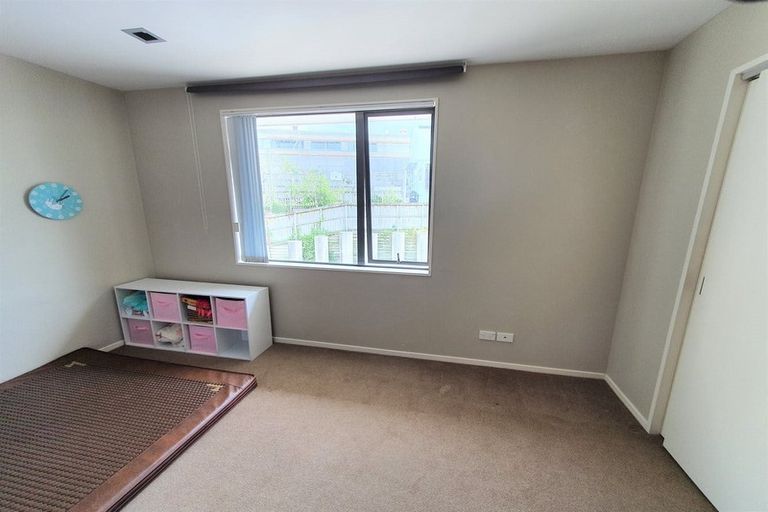 Photo of property in Gulf View Estate, 102/525a East Coast Road, Browns Bay, Auckland, 0630