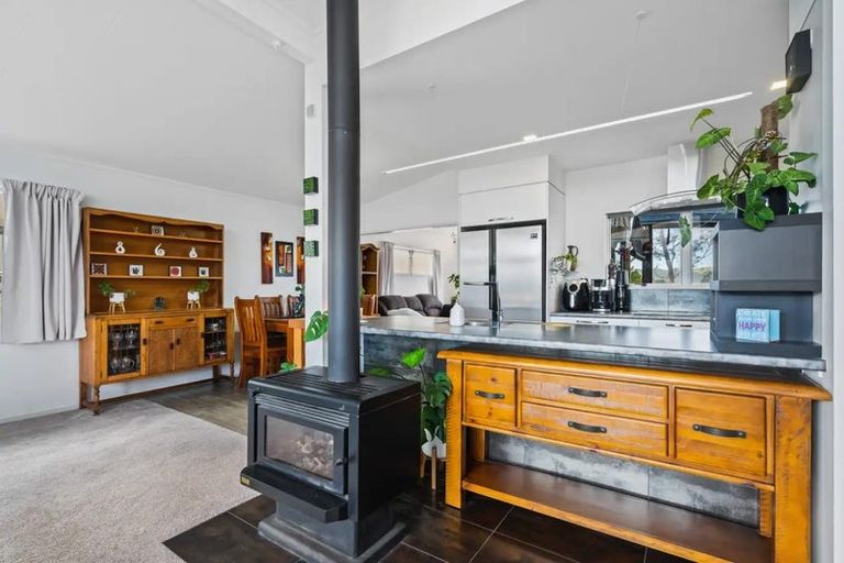 Photo of property in 70 Kohe Street, Parahaki, Whangarei, 0112