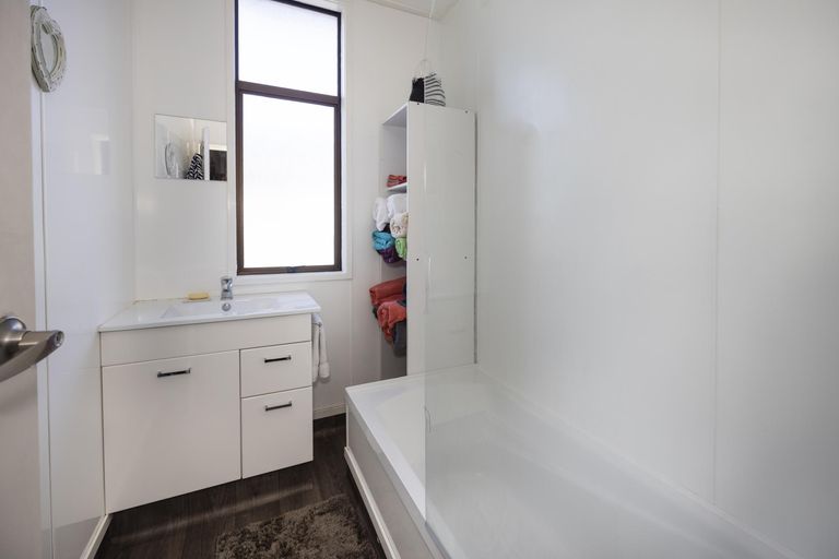 Photo of property in 29 Clyde Street, Oamaru North, Oamaru, 9400