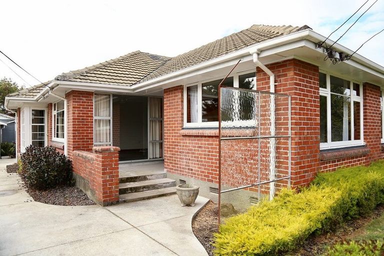 Photo of property in 57 Peverel Street, Riccarton, Christchurch, 8041