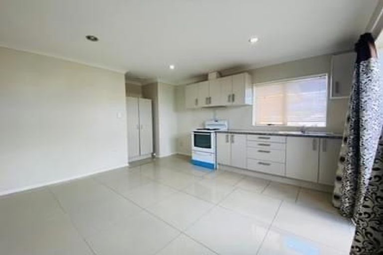 Photo of property in 41 Carrick Glen Avenue, Flat Bush, Auckland, 2019
