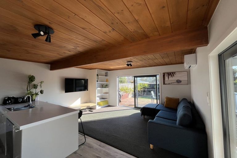 Photo of property in 65 Park Terrace, Waikuku Beach, 7473