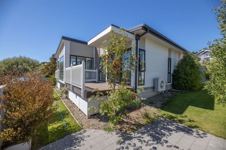 Photo of property in 93 Princes Street, Waikari, 7420