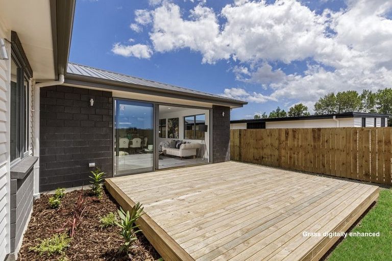 Photo of property in 40 Vintry Drive, Huapai, Kumeu, 0810