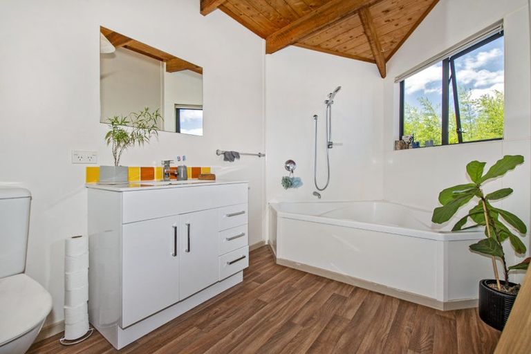 Photo of property in 48 Whangarei Heads Road, Onerahi, Whangarei, 0110