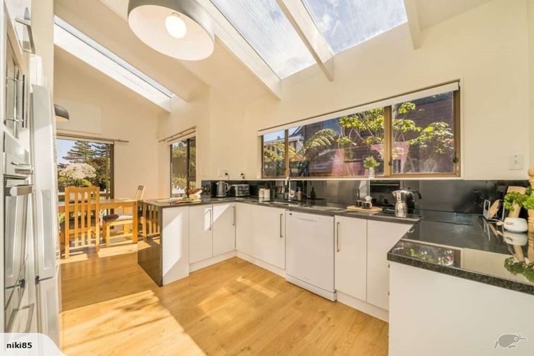 Photo of property in 71 Park Road, Belmont, Lower Hutt, 5010