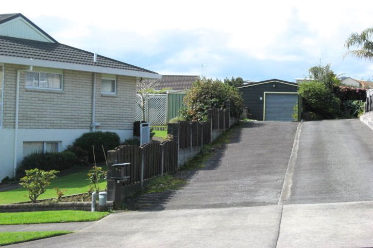 Photo of property in 7a Winstone Place, Highlands Park, New Plymouth, 4312