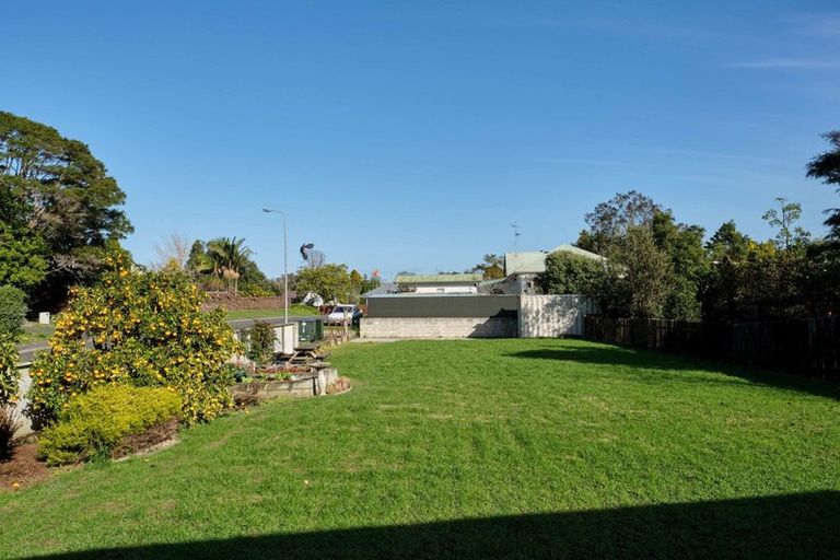 Photo of property in 4 Sunvale Crescent, Whataupoko, Gisborne, 4010