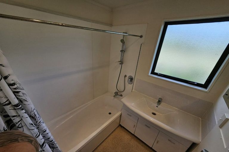 Photo of property in 34 Reynolds Street, Taita, Lower Hutt, 5011