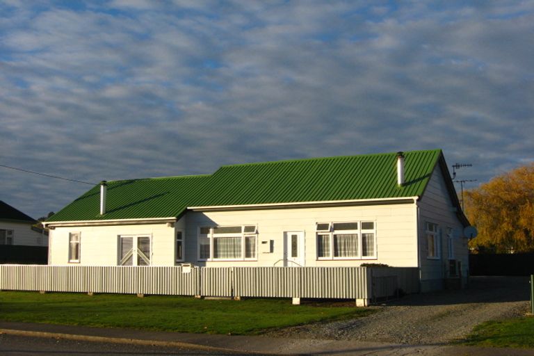 Photo of property in 1 Toronto Street, East Gore, Gore, 9710