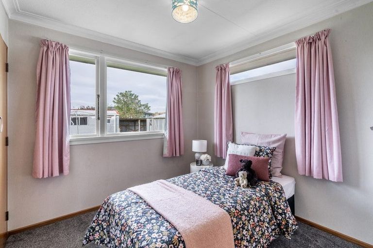 Photo of property in 6 Nevis Crescent, Grasmere, Invercargill, 9810