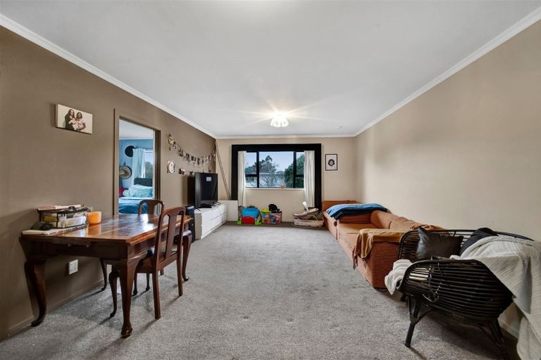 Photo of property in 30 Cameron Street, Hawera, 4610