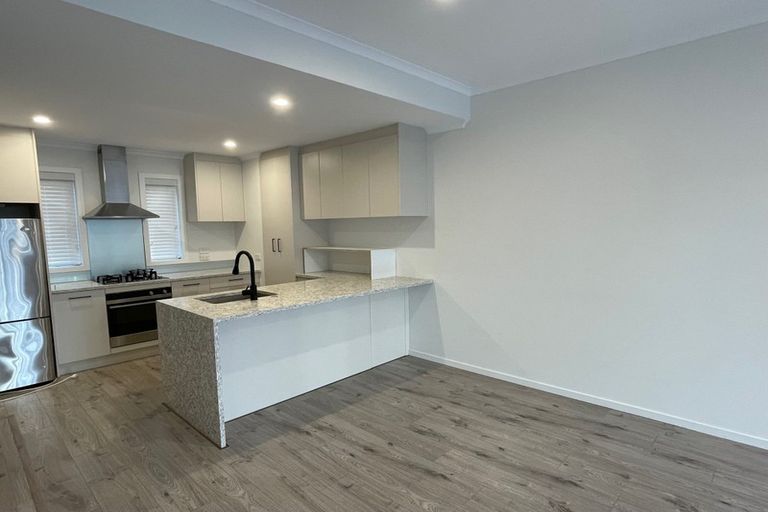 Photo of property in 2/218 Green Lane West, Epsom, Auckland, 1051