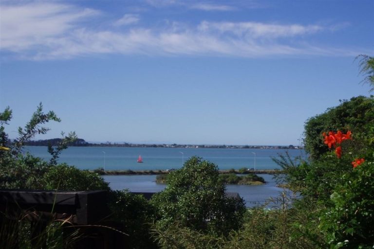 Photo of property in 17 Soleares Avenue, Mount Pleasant, Christchurch, 8081