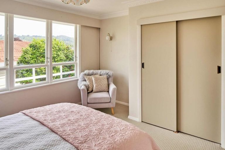 Photo of property in 41 Wai-iti Crescent, Woburn, Lower Hutt, 5010