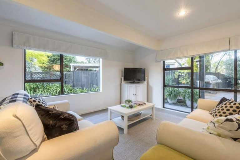 Photo of property in 2/195 Abbotts Way, Remuera, Auckland, 1050