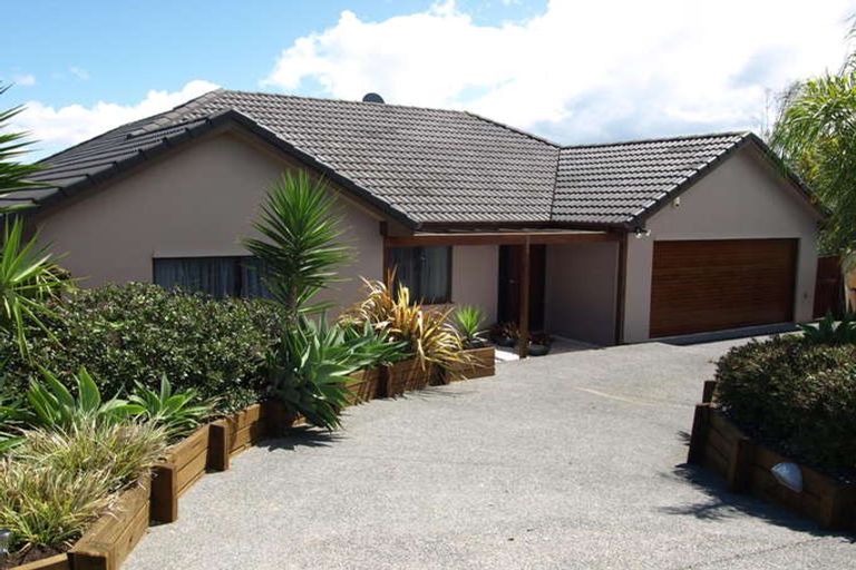Photo of property in 172 Kyle Road, Greenhithe, Auckland, 0632