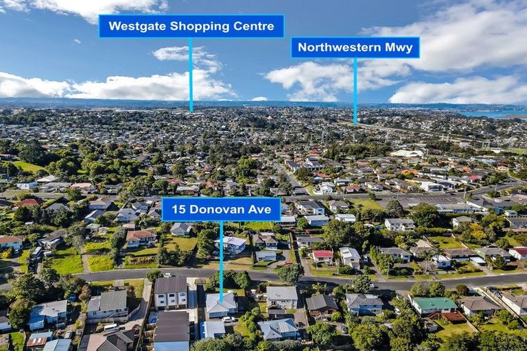 Photo of property in 15 Donovan Avenue, Massey, Auckland, 0614