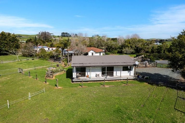 Photo of property in 386 Otaika Valley Road, Otaika, Whangarei, 0170