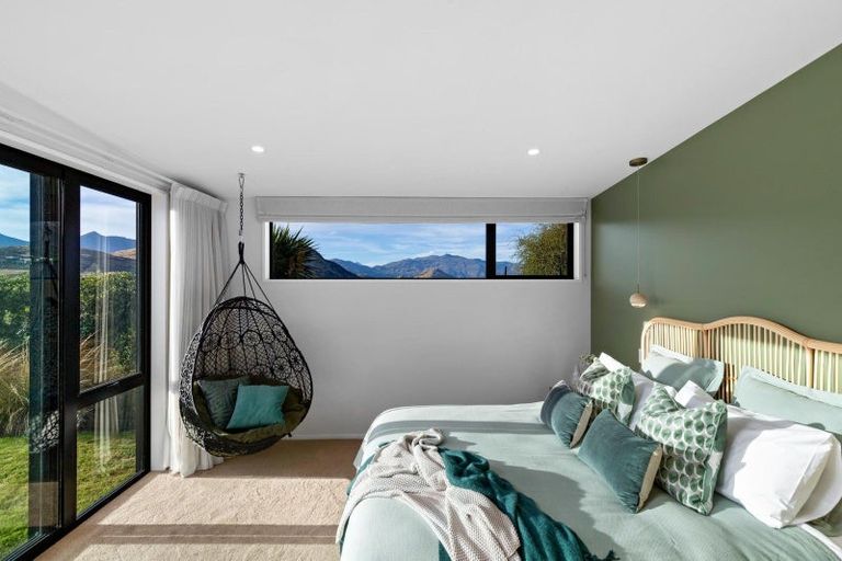 Photo of property in 8 Big Valley Drive, Jacks Point, Queenstown, 9371