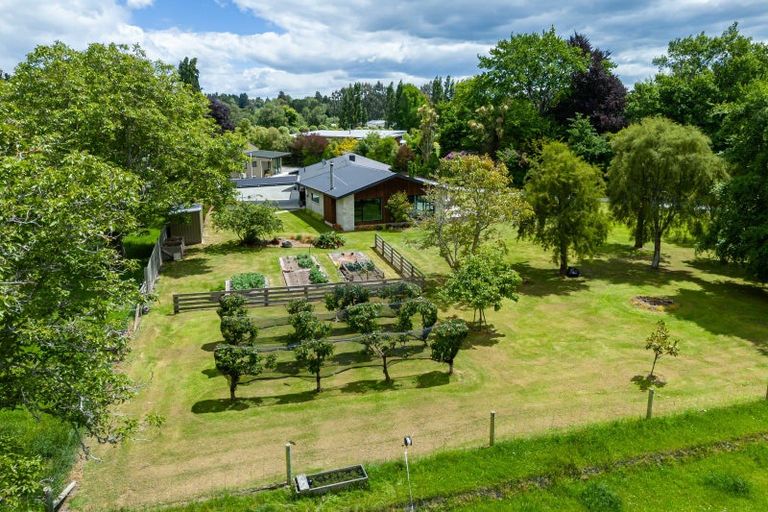 Photo of property in 222 Gleniti Road, Gleniti, Timaru, 7974