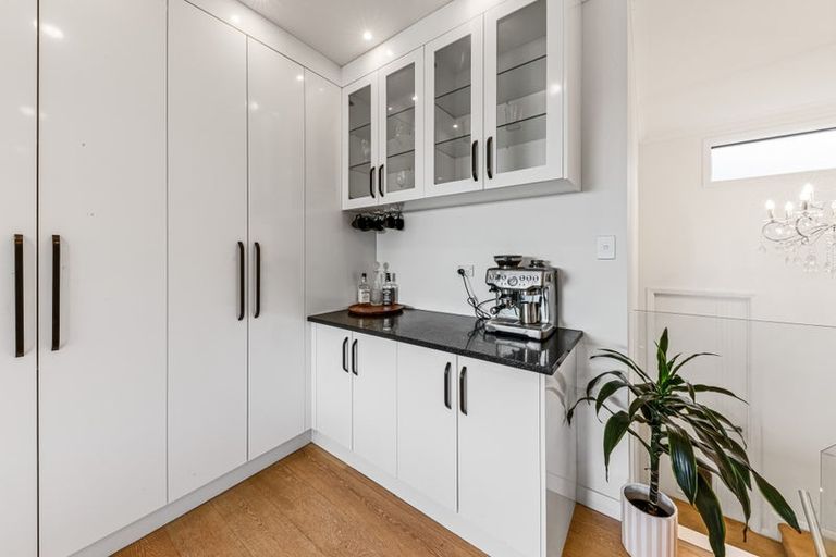 Photo of property in 44a Bannings Way, Hobsonville, Auckland, 0618