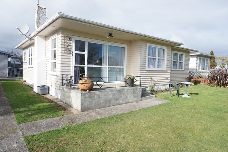 Photo of property in 5 Arran Street, Levin, 5510