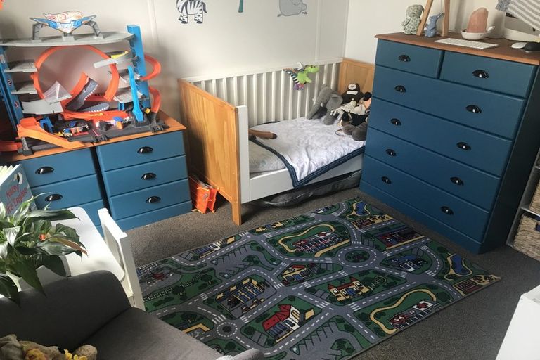 Photo of property in 1/109 Oreil Avenue, West Harbour, Auckland, 0618