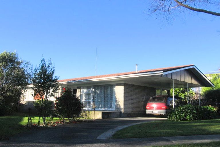 Photo of property in 35 Apollo Parade, Milson, Palmerston North, 4414
