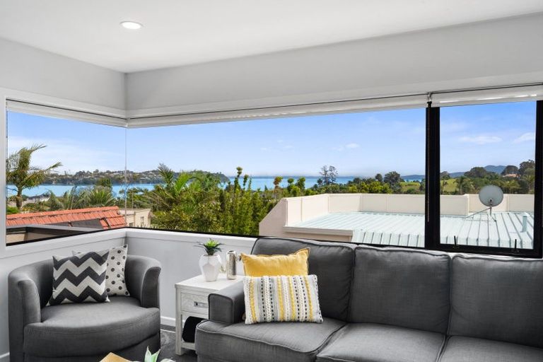 Photo of property in 2/47 Clovelly Road, Bucklands Beach, Auckland, 2012