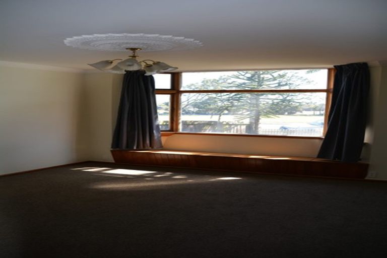 Photo of property in 71 Union Street, New Brighton, Christchurch, 8061