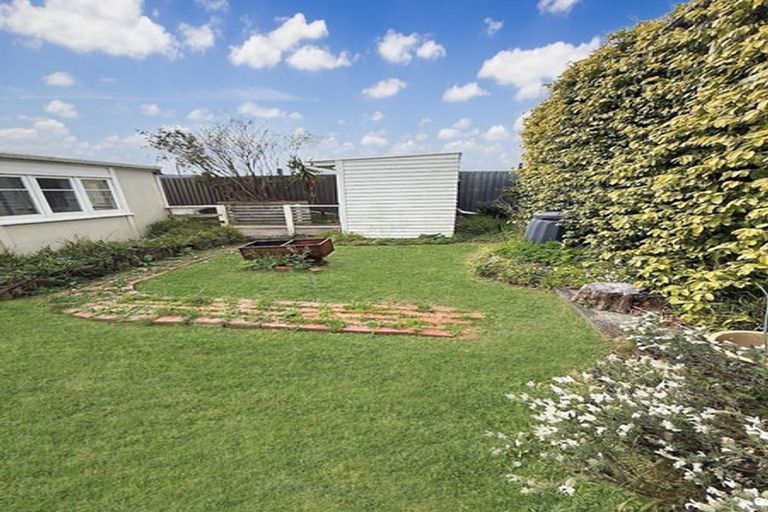 Photo of property in 12 Bush Grove, Trentham, Upper Hutt, 5018
