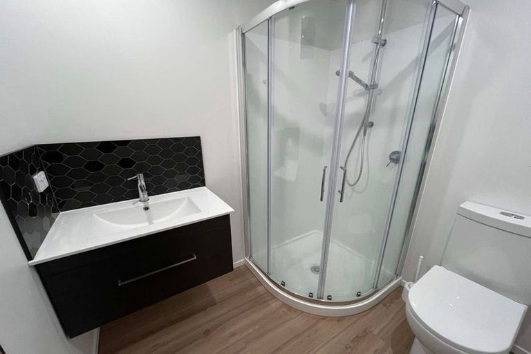 Photo of property in 28 Sussex Street, Levin, 5510