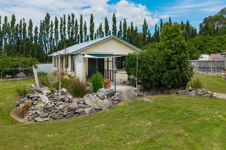 Photo of property in 2418 Waimate Highway, Makikihi, Waimate, 7980