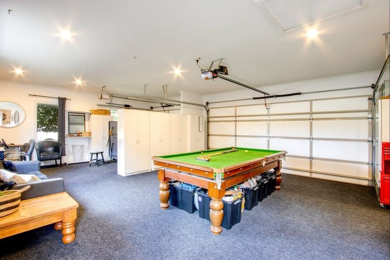 Photo of property in 19 Fairview Place, Havelock North, 4130