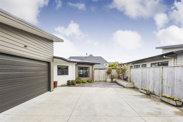 Photo of property in 84d Roy Street, Palmerston North, 4410