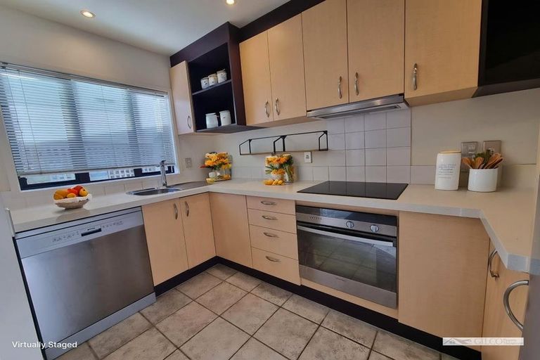Photo of property in The Grange, 33/92 Bush Road, Albany, Auckland, 0632