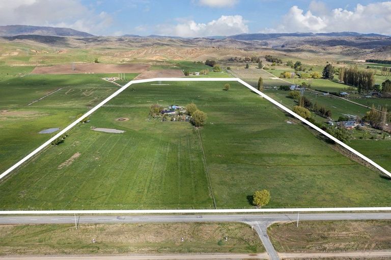 Photo of property in 272 Galloway Road, Galloway, Alexandra, 9393