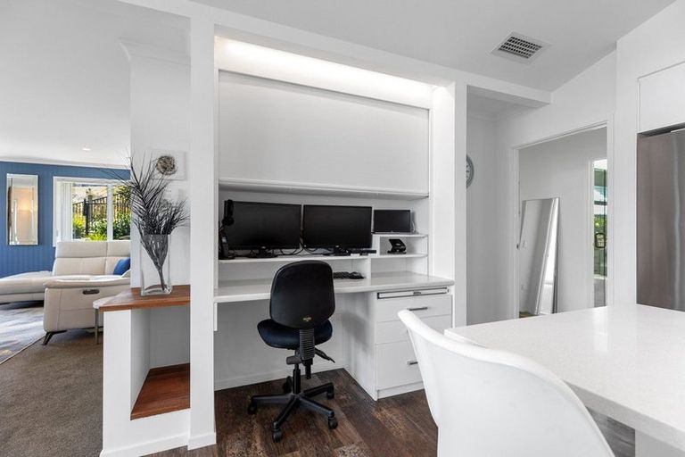 Photo of property in 3 Kissling Terrace, Pyes Pa, Tauranga, 3112