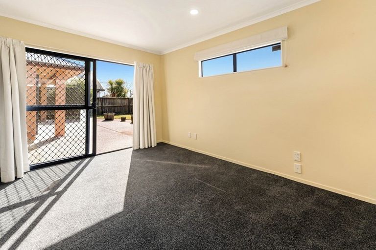 Photo of property in 19 Duggan Drive, Owhata, Rotorua, 3010