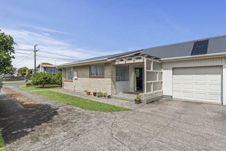 Photo of property in 5b Hua Street, Bell Block, New Plymouth, 4312