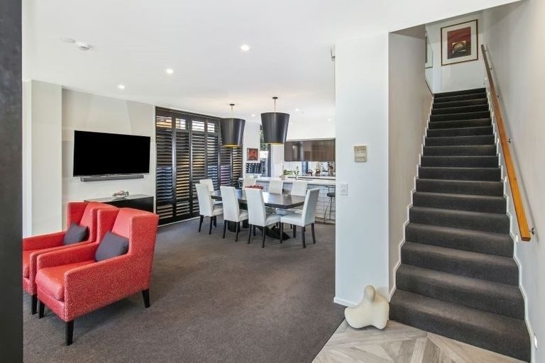 Photo of property in 2/2a Dorset Street, Christchurch Central, Christchurch, 8013