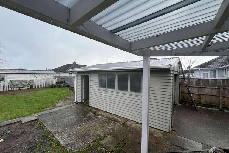 Photo of property in 15 Maire Street, Levin, 5510
