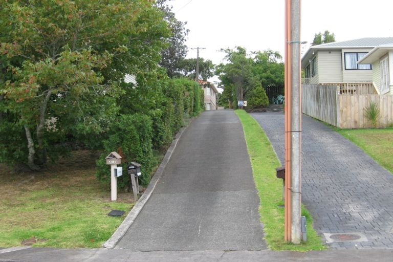 Photo of property in 1/48 Selwyn Crescent, Forrest Hill, Auckland, 0620