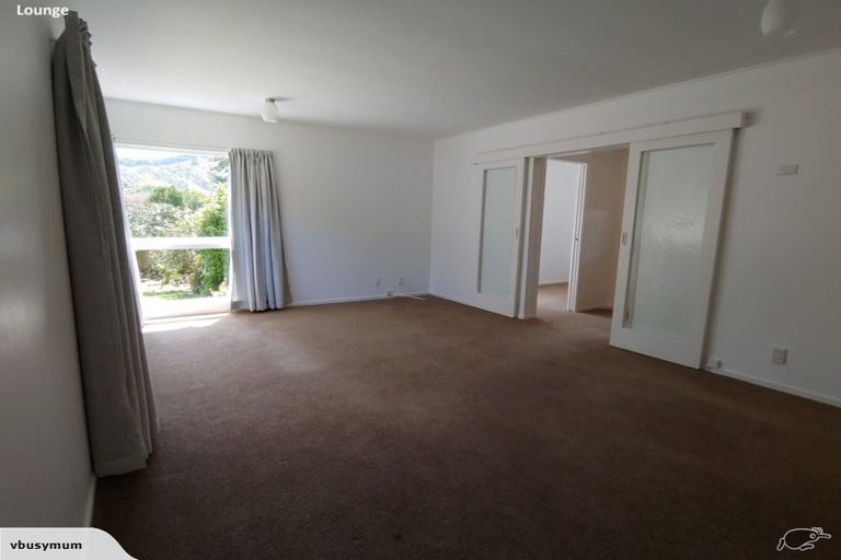 Photo of property in 1 Indus Street, Khandallah, Wellington, 6035