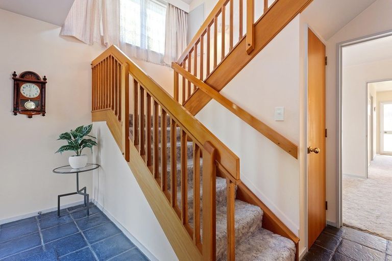 Photo of property in 10 Pasadena Place, Harewood, Christchurch, 8051